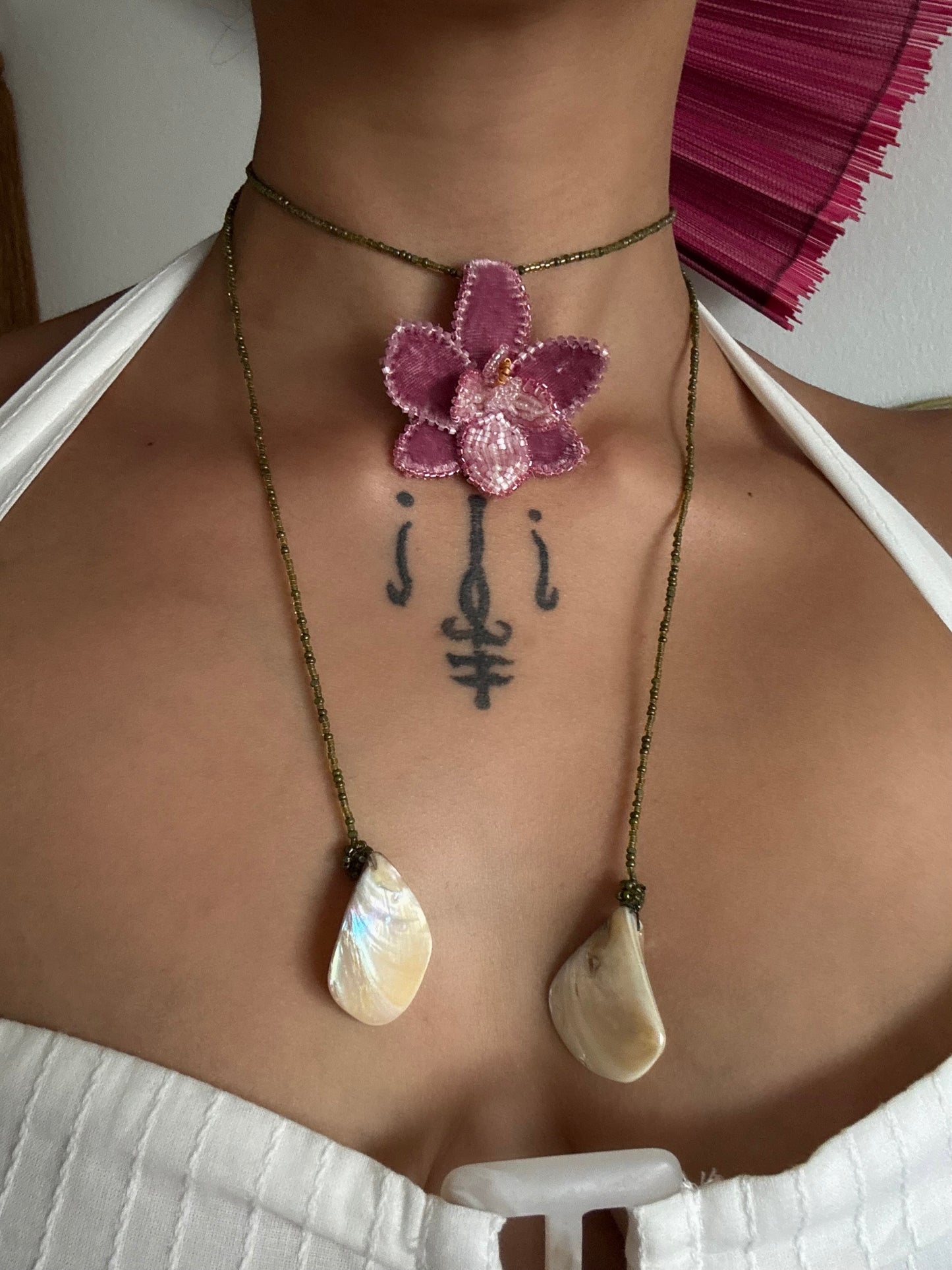 Orchids Velora – Mulberry with olive