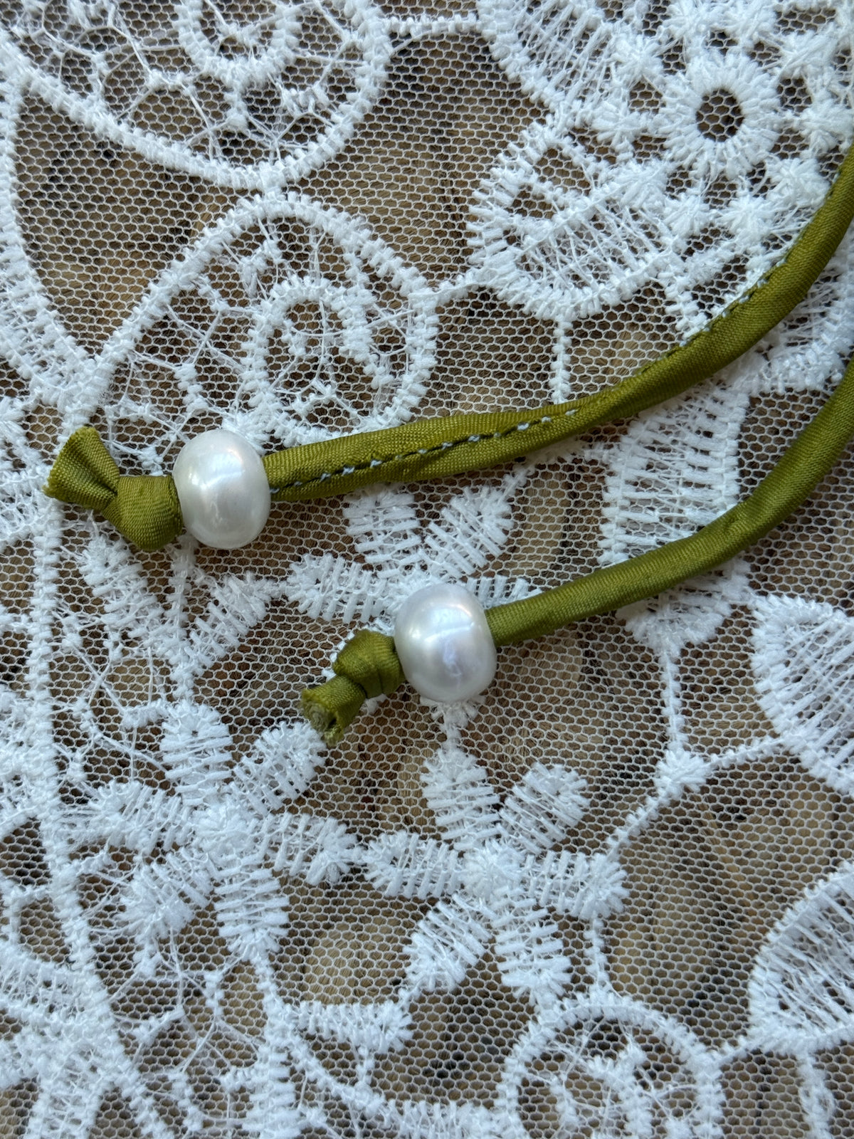 Orchids Velora- Mulberry silk