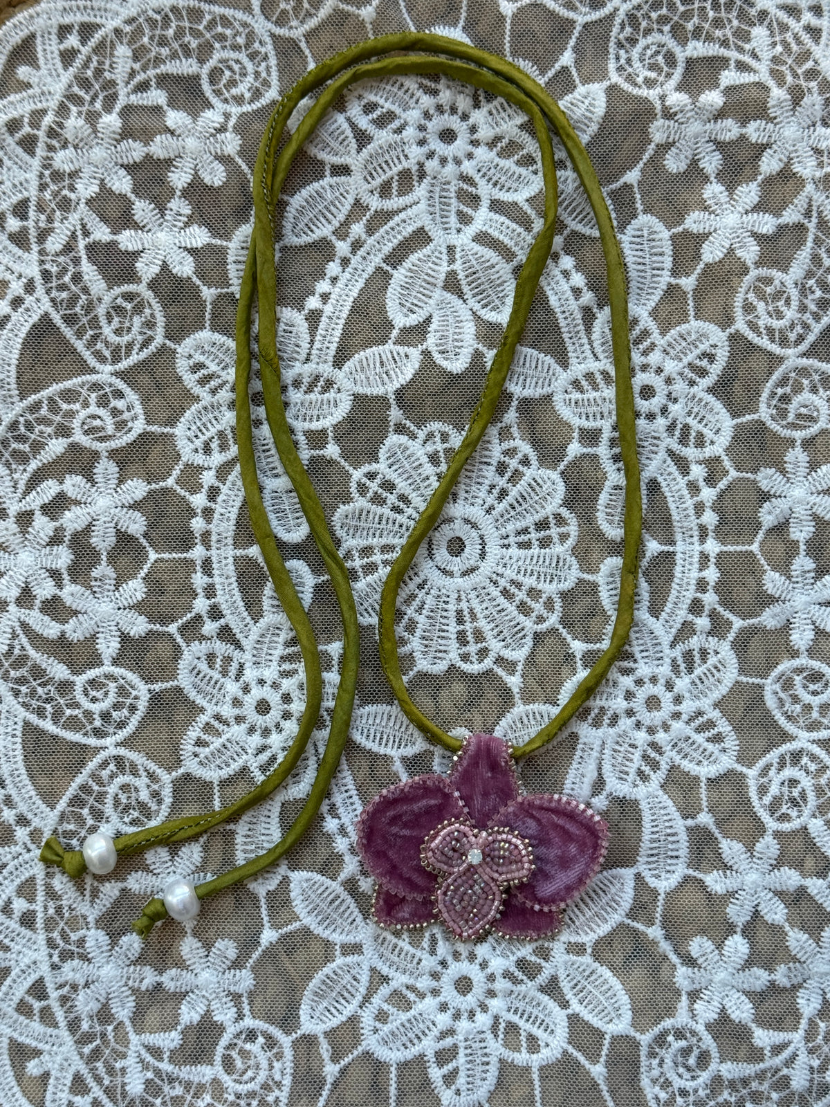 Orchids Velora- Mulberry silk
