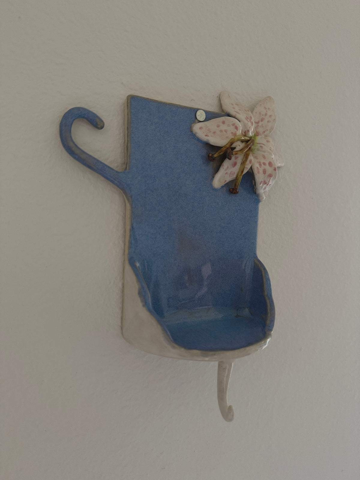 Lily Trinket Shelf